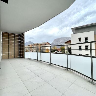 Appartement 3 pièces 265000 €