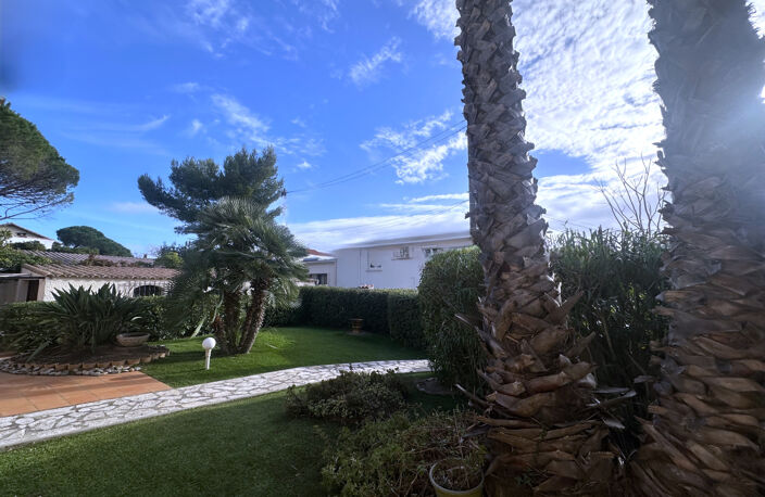 Belle villa R+1 SH 240 M2  plus appt  T3 totalement indépend — photo 3