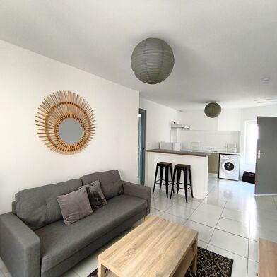 Appartement 3 pièces 590 €