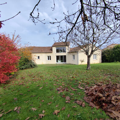 Maison 5 pièces 299250 €