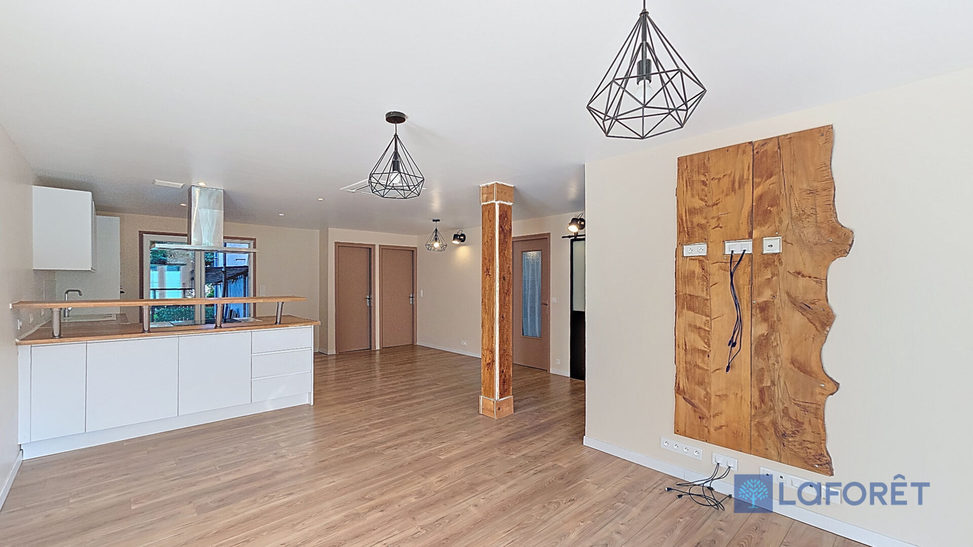 Photo Appartement Saint Laurent Du Var proche centre-ville image 2/4