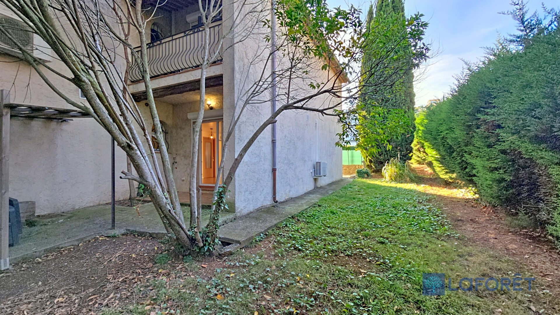 Photo Appartement Saint Laurent Du Var proche centre-ville image 4/4