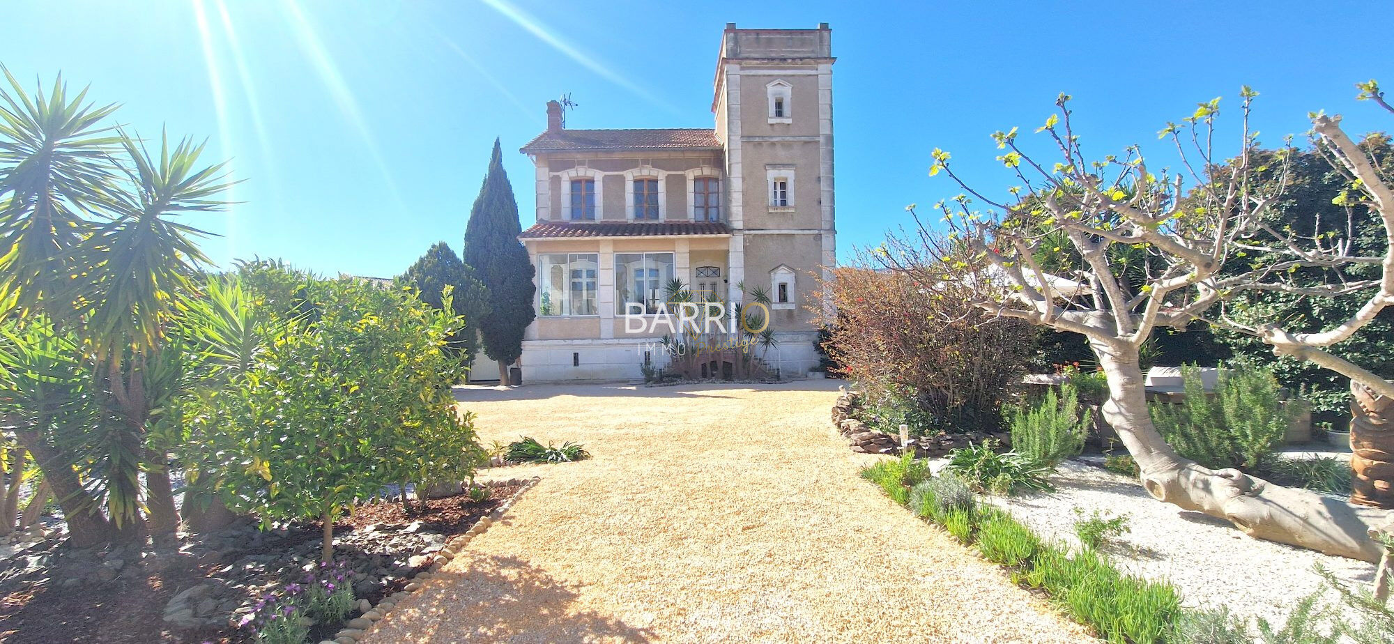 Villa / Maison  T7 à vendre Argelès-sur-Mer 66700