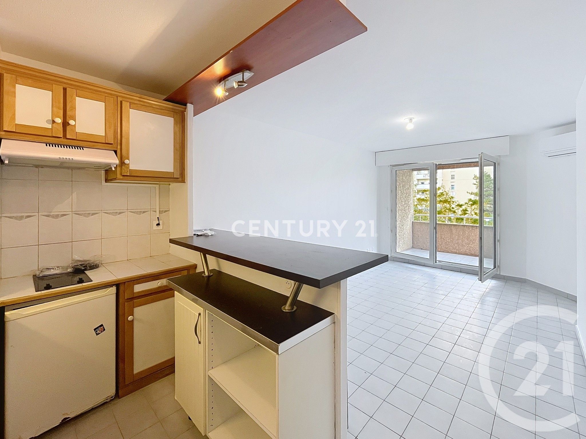 Appartement  T1 à louer Aubagne 13400