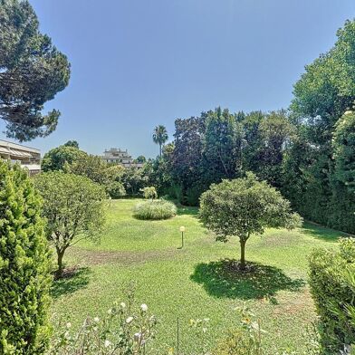 Appartement 1 pièces 760 €