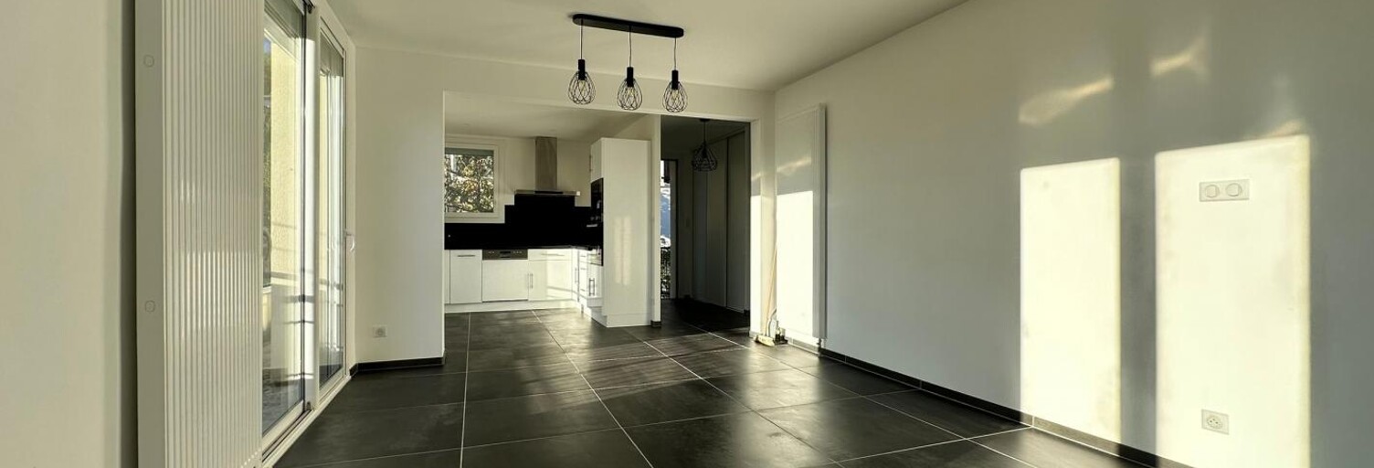 Maison 7 Pièces 180 m² à vendre à Le Monastère (12000)