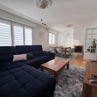 Appartement 5 pièces 262500 €