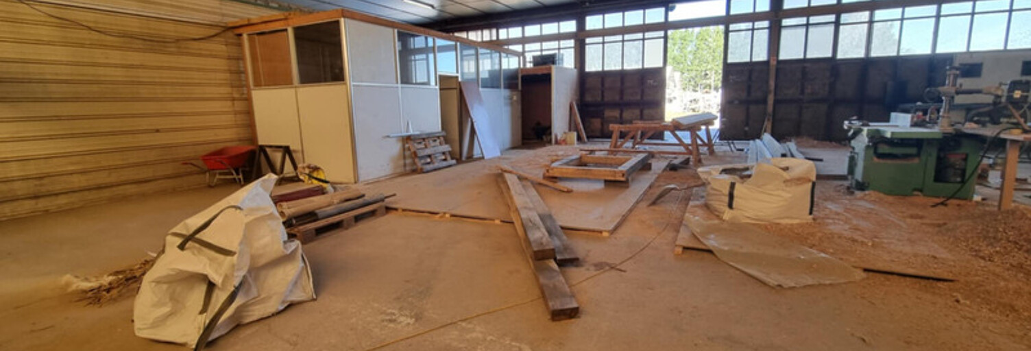 Commerce 2 Pièces 273 m² à louer à Varetz (19240)