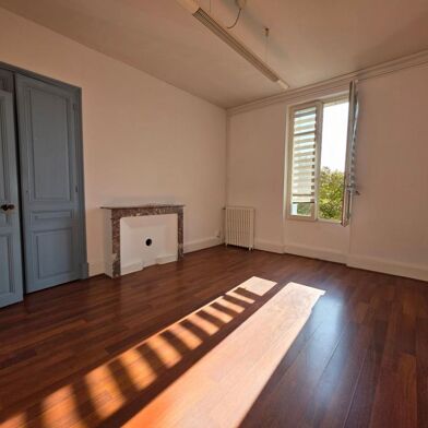 Appartement 4 pièces 135000 €