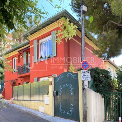 Maison 8 pièces 649000 €