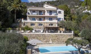 Maison  192 m² à vendre à Châteauneuf-Grasse (06740)