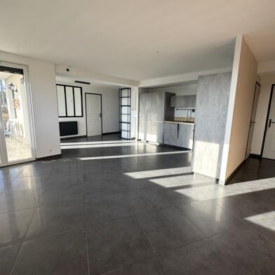 Appartement 3 pièces 215000 €