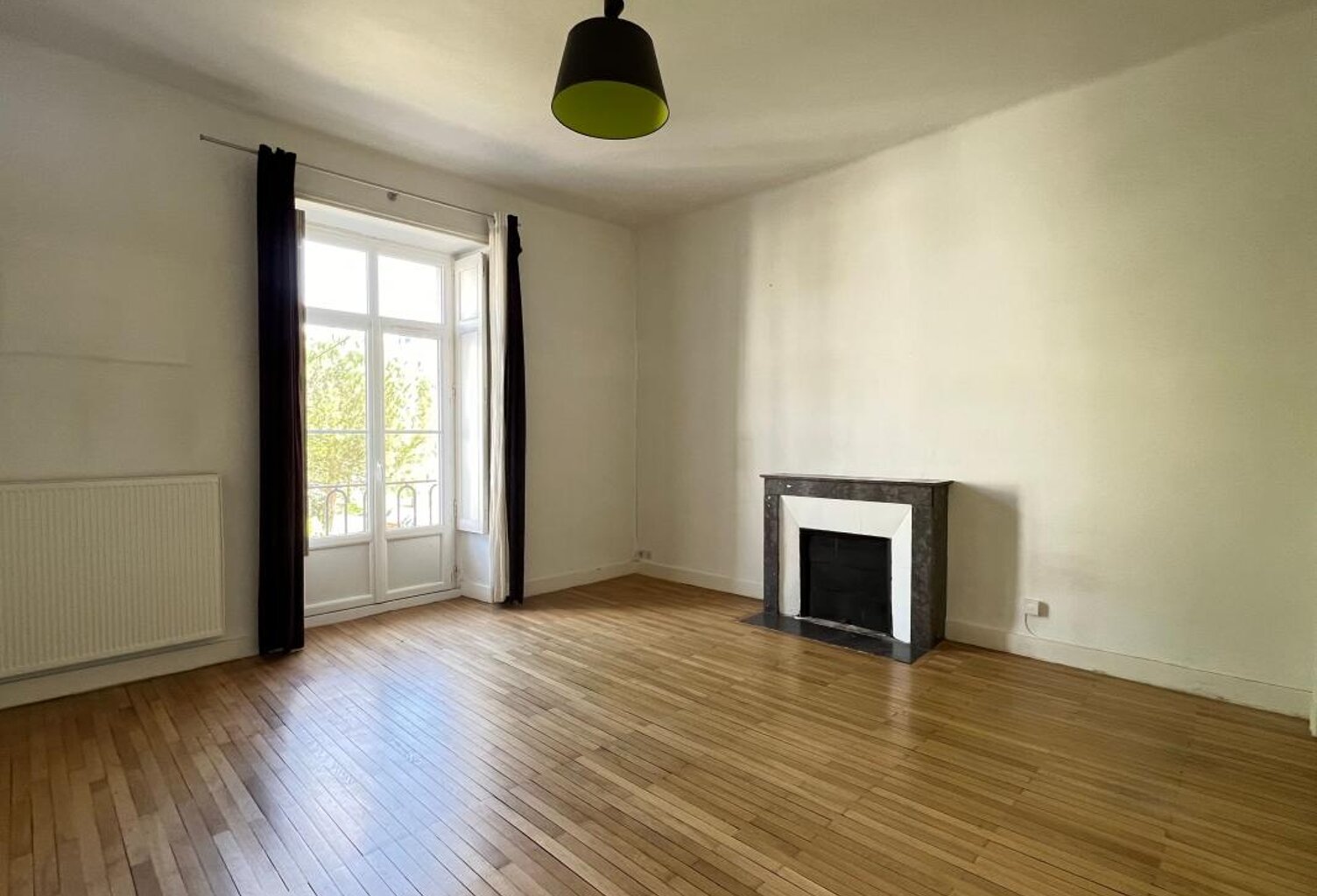 Appartement À Louer — photo 1