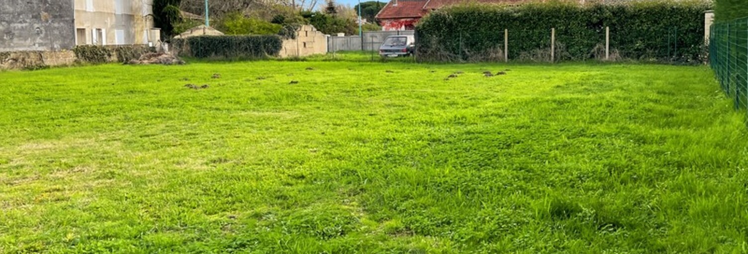 Terrain  600 m² à vendre à Saint-Seurin-sur-l'Isle (33660)