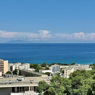 Appartement 5 pièces 255000 €