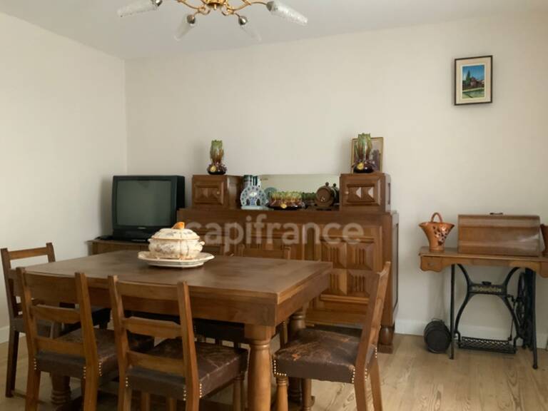 A CERVIERES (42). Maison de village de 65 M2 avec son garage attenant — photo 1