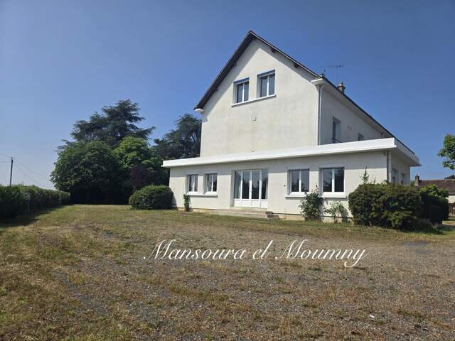 Propriété à vendre 20 pièces CHATEAU RENAULT (37) — photo du bien