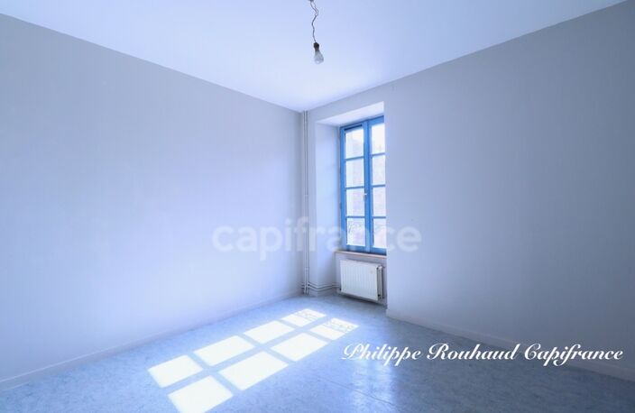 Ensemble Immobilier d'Exception : Commerce et Locatif au Cœur d'une Cité de Caractère (220 m²) — photo 5