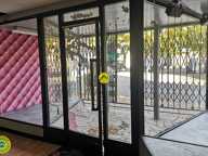 Immeuble avec boutique — photo 2