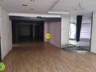 Immeuble avec boutique — photo 3