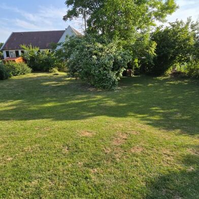 Maison 6 pièces 1350 €