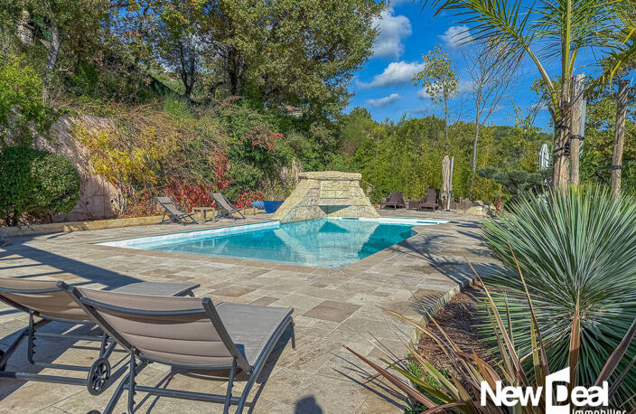 FAYENCE - Très belle propriété d'environ 225 m² avec vue exceptionnelle — photo 5