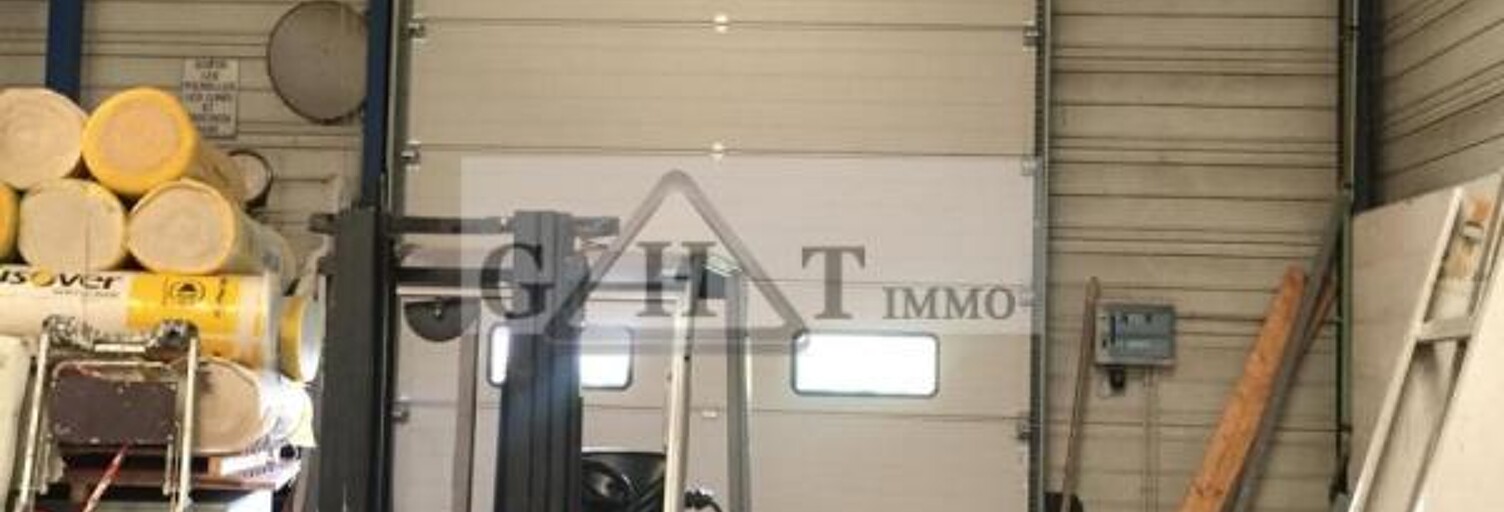 Local industriel  950 m² à vendre à Valenton (94460)