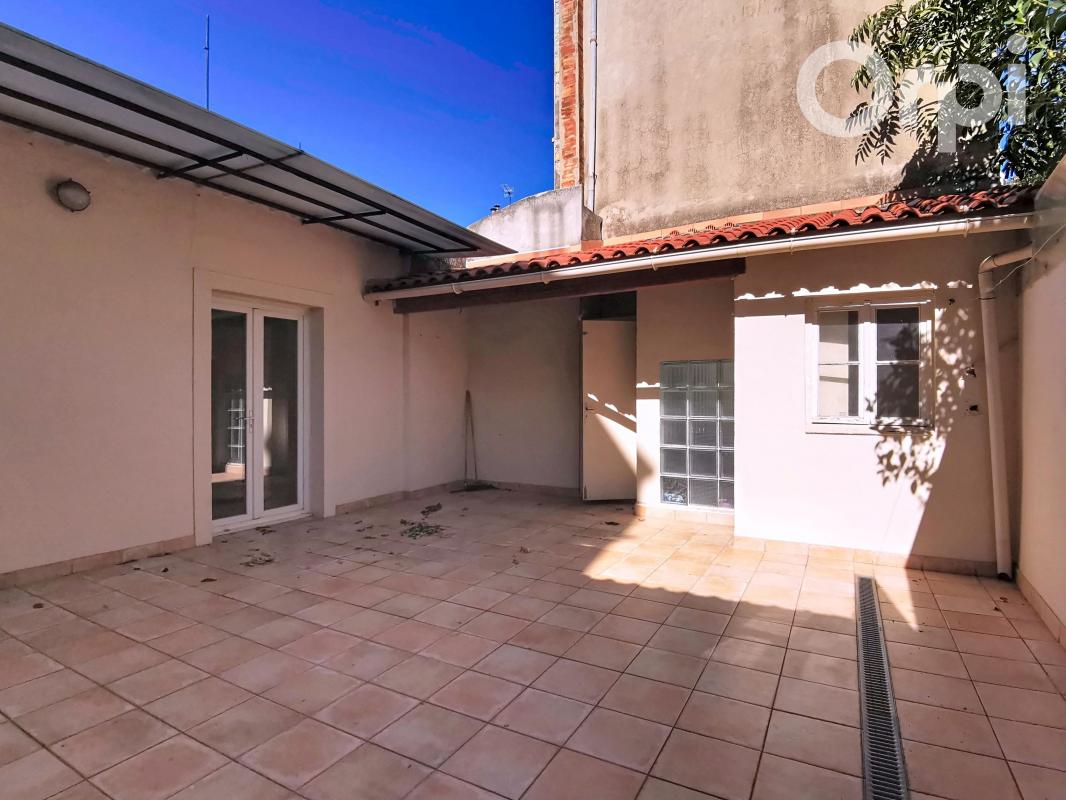 Photo A vendre Maison de type 4 avec triple garage et local TOULON Ouest image 3/4