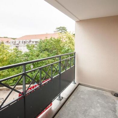 Appartement 3 pièces 1047 €