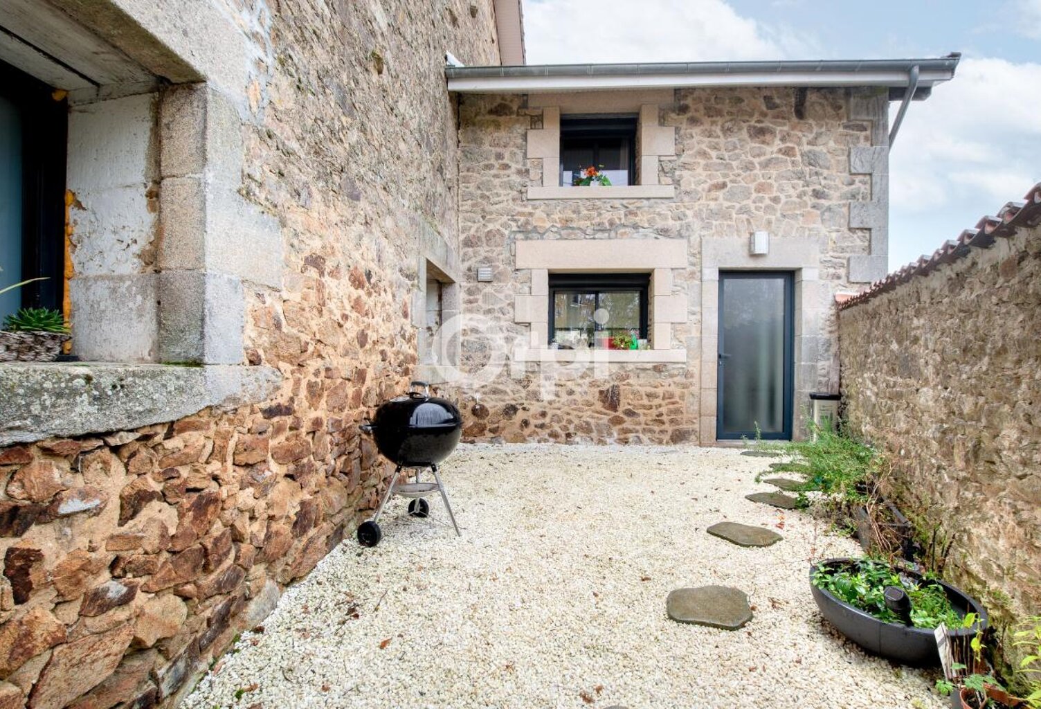 🏡 Maison coup de cœur – ancienne grange rénovée en loft moderne – 150 m² – Limoges Nord — photo 1
