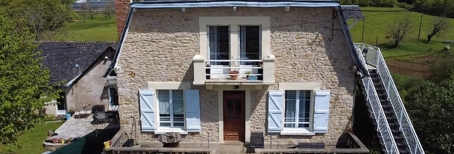 Maison 10 Pièces 245 m² à vendre à Terrasson-Lavilledieu (24120)