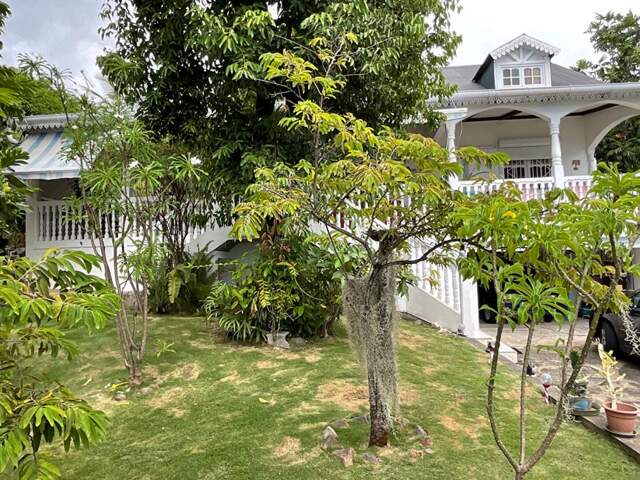 Maison Basse Terre 4 pièce(s) 155 m2 - Vue mer — photo du bien