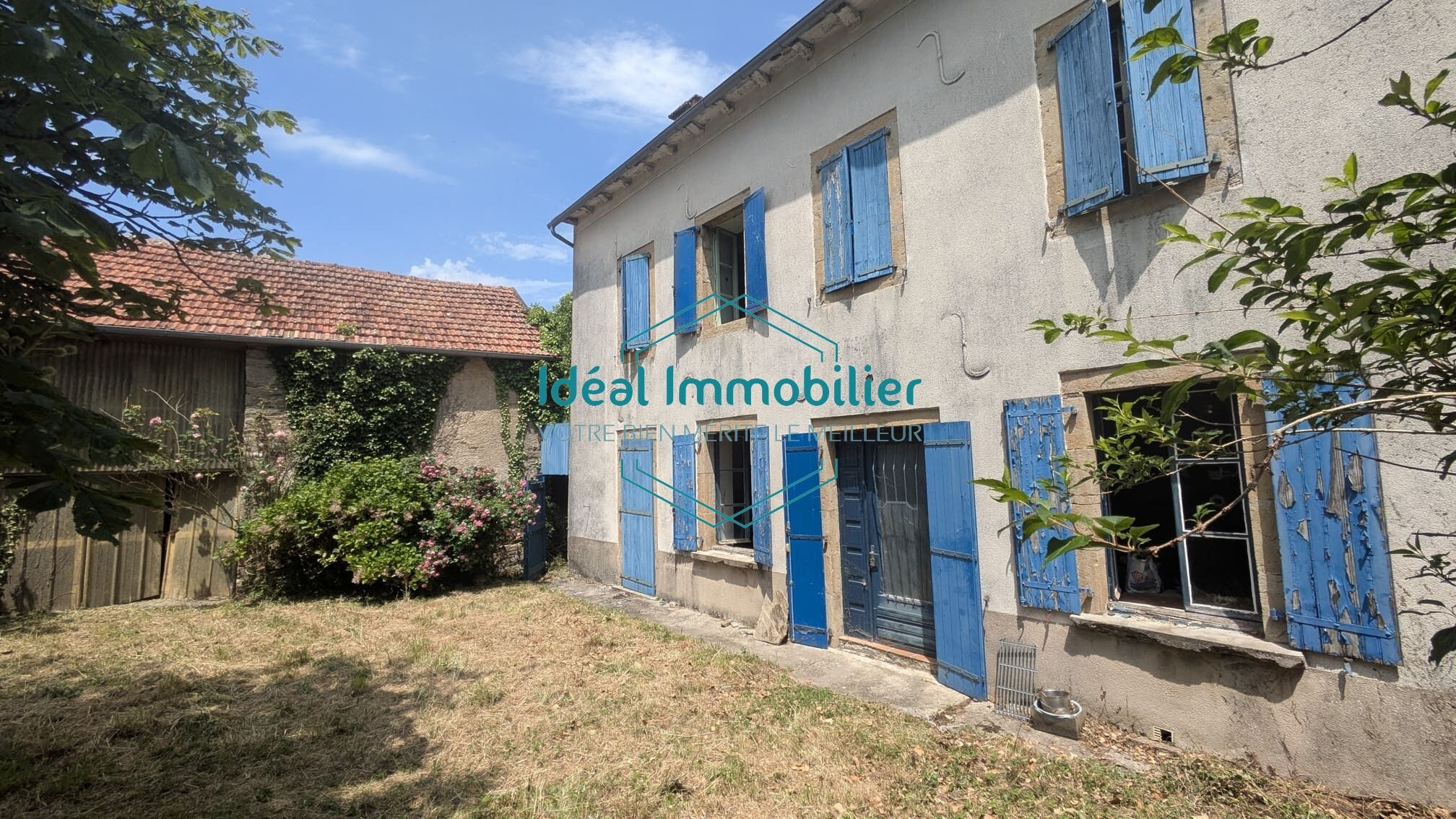 Maison pleine de charme avec grange et terrain de 1 600 m²