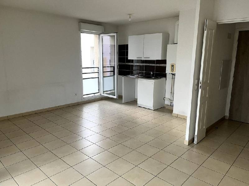 Location T3 60 m² à Lyon 8 951 ¤ CC /mois