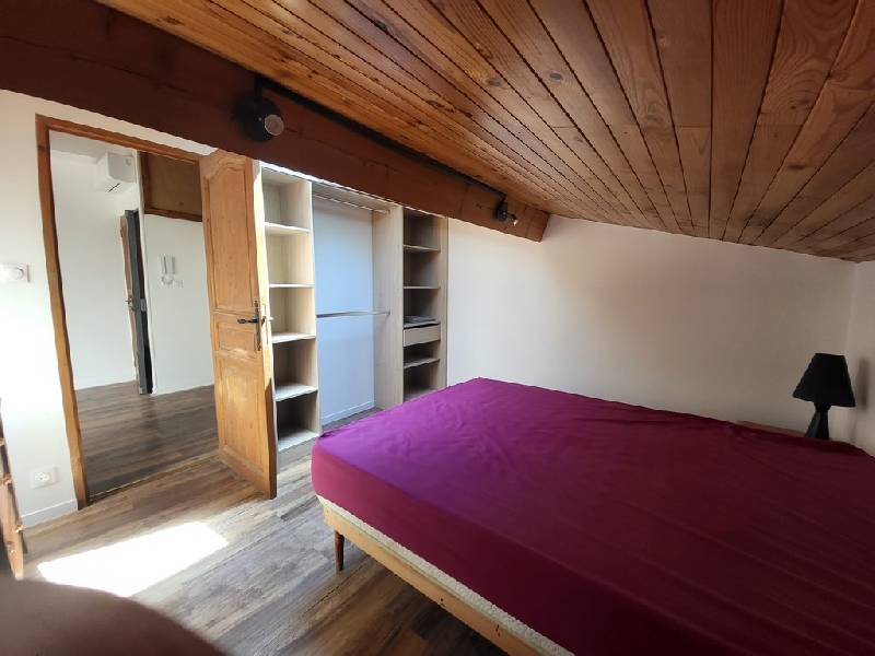 Photo Location T2 34 m² à Caluire-Et-Cuire 861 ¤ CC /mois image 2/3