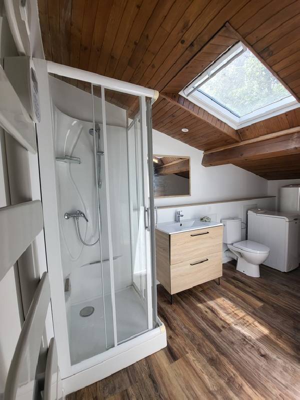 Photo Location T2 34 m² à Caluire-Et-Cuire 861 ¤ CC /mois image 3/3