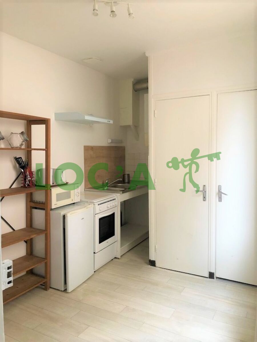 Photo Location Maison 28 m² à Dijon 477 ¤ CC /mois image 3/4