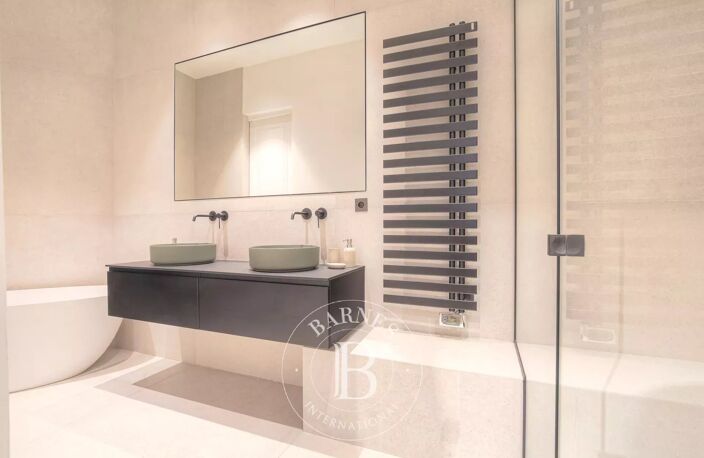 Lyon 6 - Tête d'Or - Appartement de standing de 262m² - 5 Chambres - — photo 4
