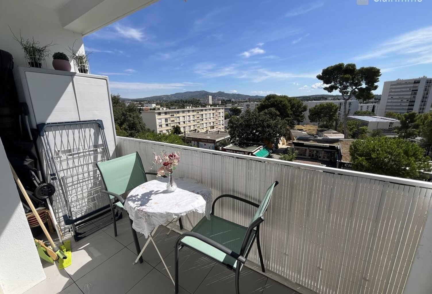 APPARTEMENT T3 / LUMINEUX / BALCON / 13013 — photo 1