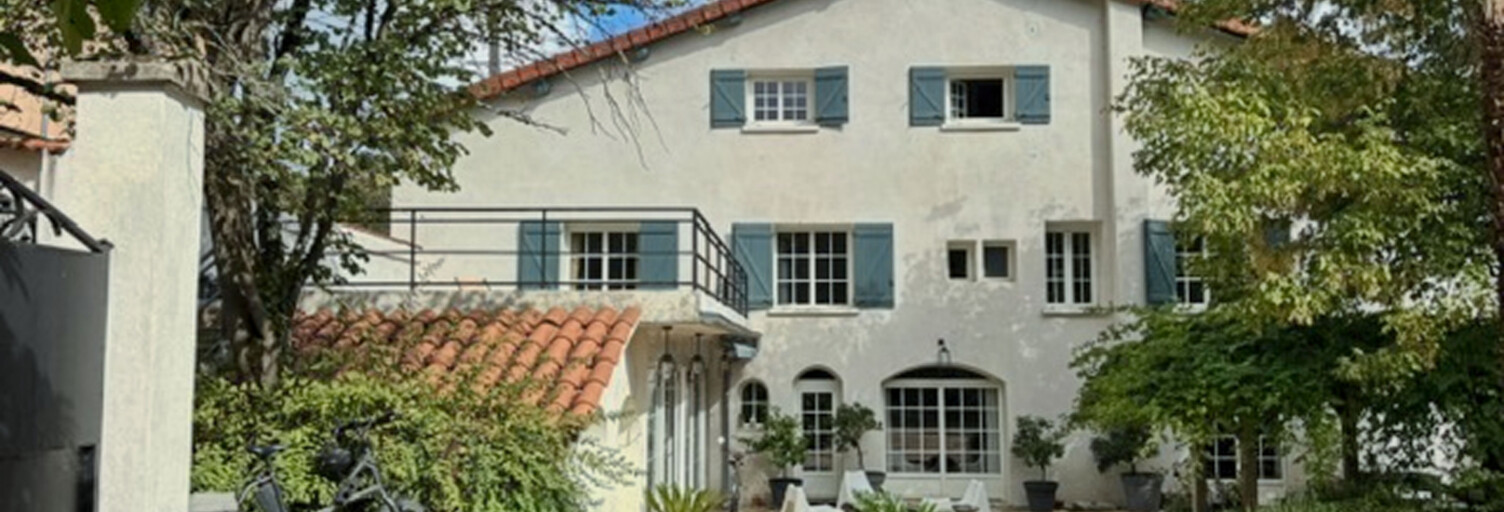 Maison 9 Pièces 310 m² à vendre à Collonges-au-Mont-d'Or (69660)