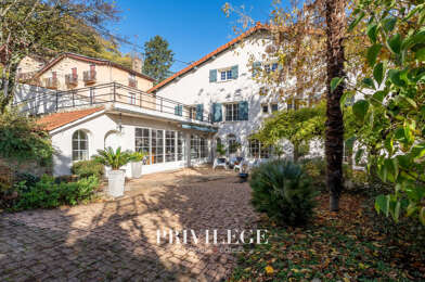 Maison 9 pièces 1370000 €