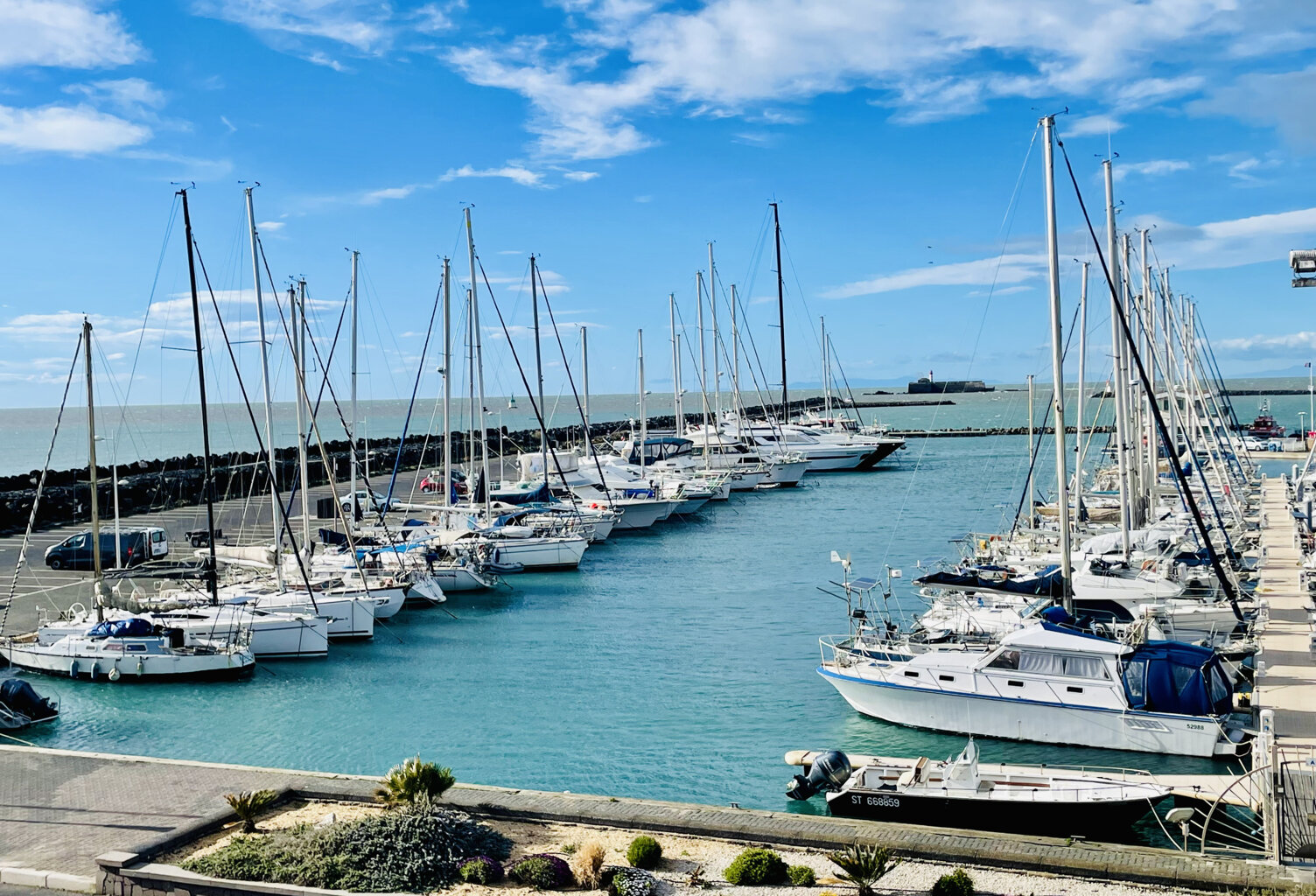 ACHAT CAP D'AGDE SECTEUR VIEUX PORT SUPERBE T3 VUE MER ET PO — photo 1