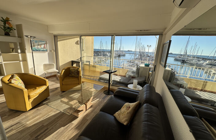 ACHAT CAP D'AGDE SECTEUR VIEUX PORT SUPERBE T3 VUE MER ET PO — photo 4
