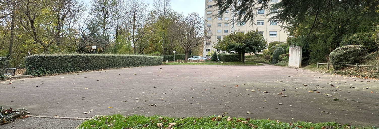 Appartement 5 Pièces 90 m² à vendre à Sainte-Foy-lès-Lyon (69110)