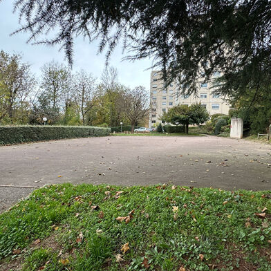 Appartement 5 pièces 185000 €