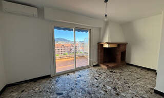Appartement 3 Pièces 56 m² à louer à Nice (06100)