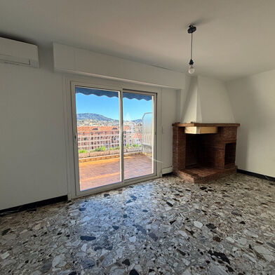 Appartement 3 pièces 1209 €