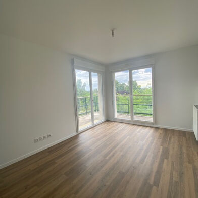 Appartement 2 pièces 871 €