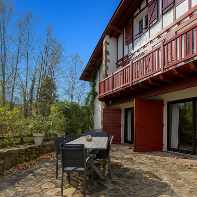 Maison 8 pièces 1030000 €