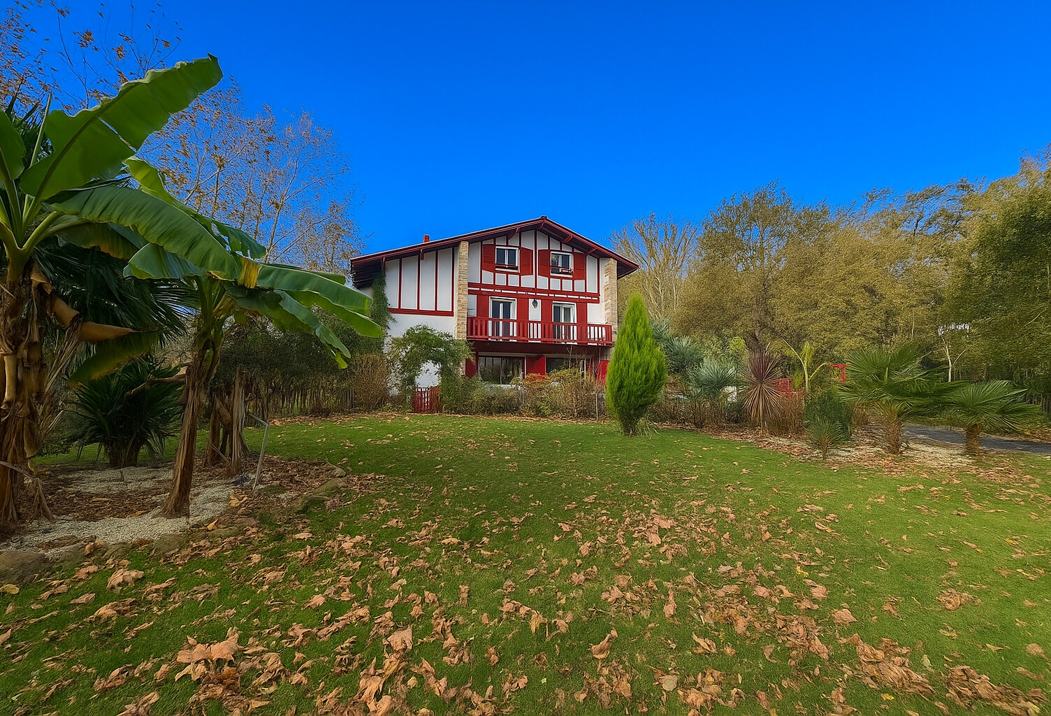 Maison Urrugne, quartier Olhette, 8 pièces 205 m2 — photo 1